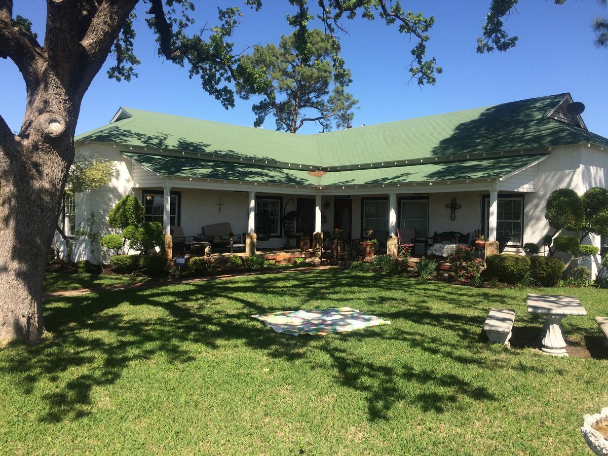 Bed and Breakfast The Old Liberty Schoolhouse Azle Exterior foto