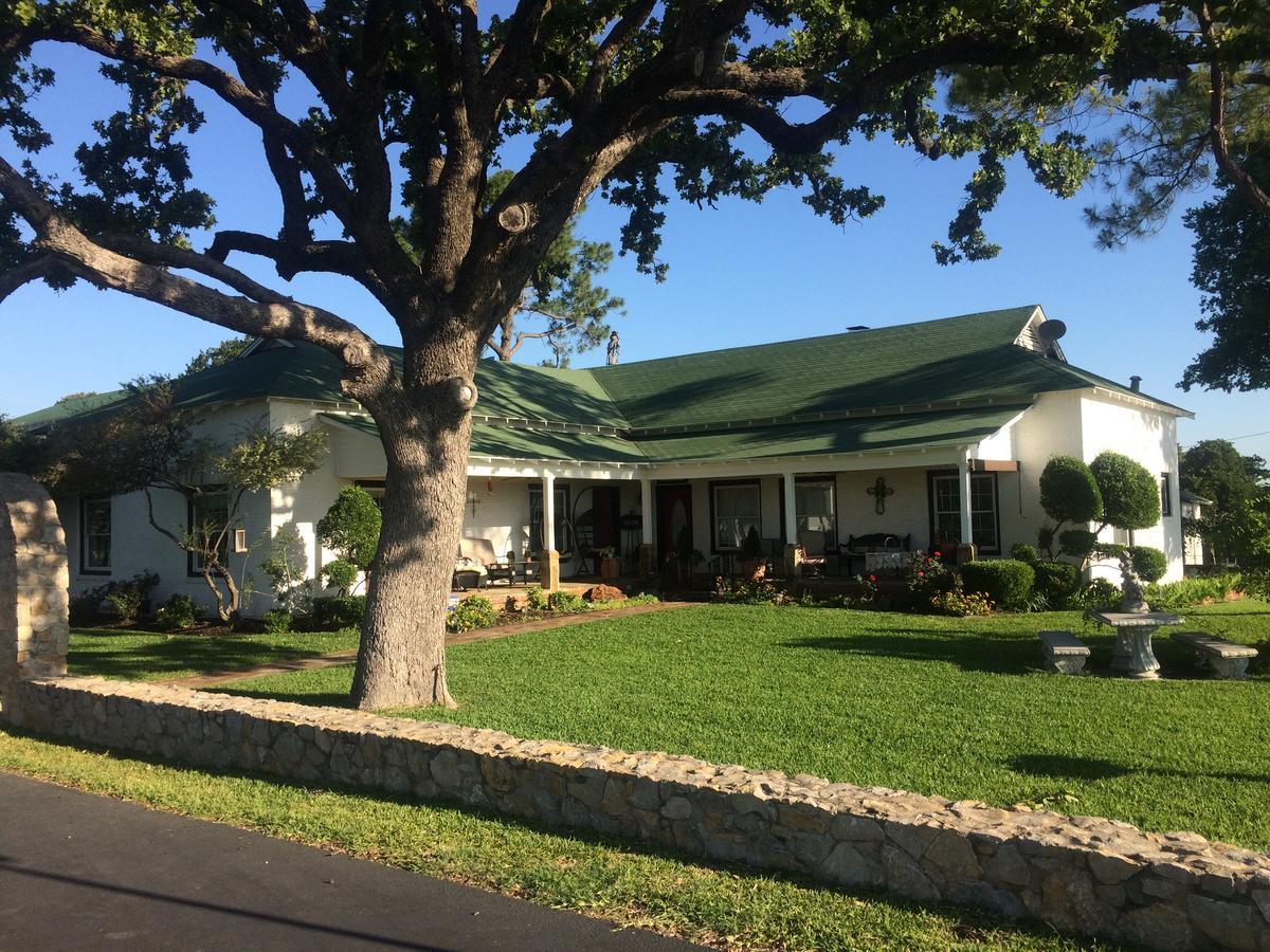 Bed and Breakfast The Old Liberty Schoolhouse Azle Exterior foto